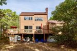 Spacious Wellfleet contemporary in private location
